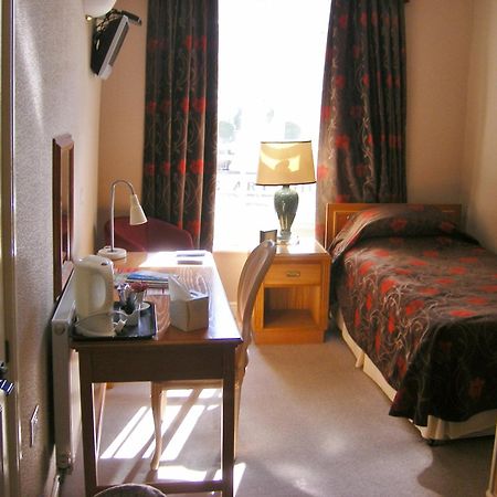 The Kings Head Hotel Abergavenny Exteriör bild