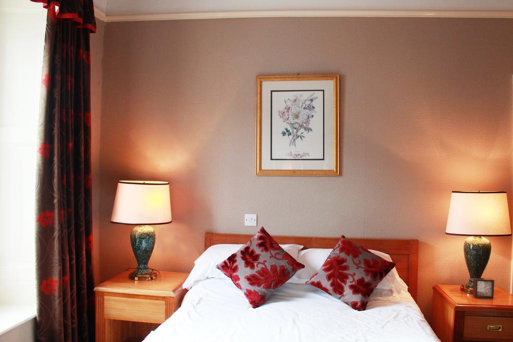 The Kings Head Hotel Abergavenny Exteriör bild