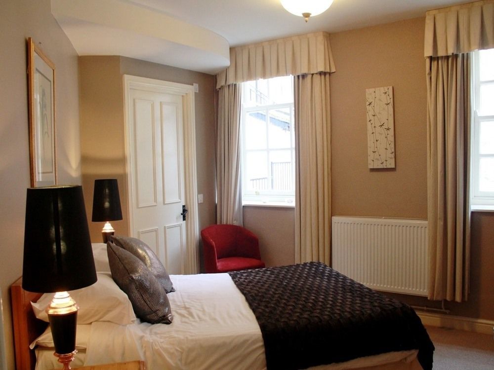 The Kings Head Hotel Abergavenny Exteriör bild