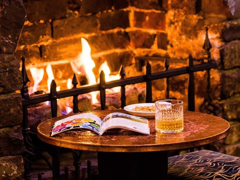 The Kings Head Hotel Abergavenny Exteriör bild